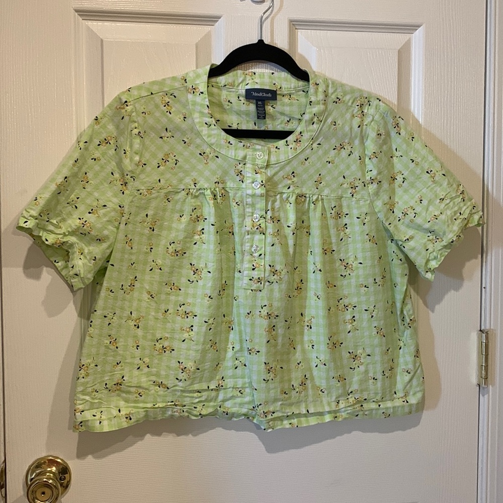 ModCloth size XL floral gingham crop blouse